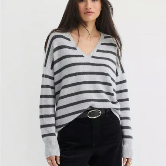Ann Taylor Sweaters - ANN TAYLOR LOFT 100% CASHMERE V NECK RELAXED SWEATER TAN WHITE NWOT L/XL